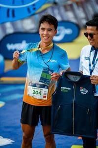 BIB: 100, 204
                            <button type="button" onclick="openModal(22751071)" class="btn btn-primary btn-sm float-right btn-popup" data-toggle="modal" data-target=".modal-high-quality">
                        <i class="fas fa-shopping-cart"></i> Add to Cart
                    </button>
                                            <button type="button" onclick="isThisMe(22751071, true)" class="btn btn-success btn-sm float-right btn-popup btn-isme hidden" data-toggle="tooltip" data-placement="bottom" title="นี่คือรูปของคุณใช่ไหม คลิกที่นี่เพื่อเอาเข้าอัลบั้ม">
                        <i class="fas fa-plus"></i> Add to album
                    </button>
                    <button type="button" onclick="isThisMe(22751071, false)" class="btn btn-warning btn-sm float-right btn-popup btn-isnotme hidden">
                        <i class="fas fa-ban"></i> Remove from album
                    </button>